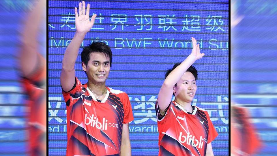 Tontowi Ahmad dan Liliyana Natsir meraih gelar juara China Open Super Series Premier 2016.